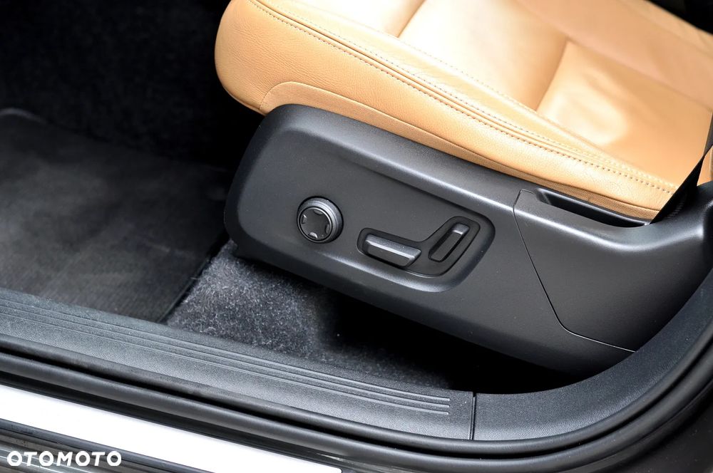 Volvo XC 40 - 16