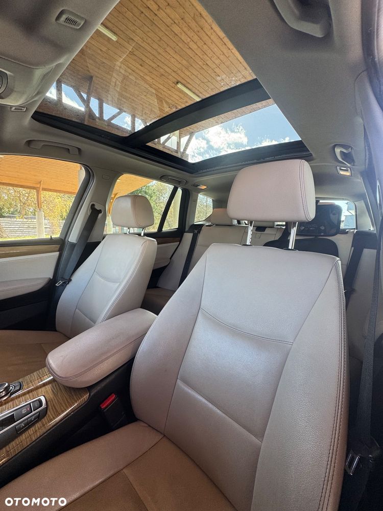 BMW X3 xDrive28i - 9