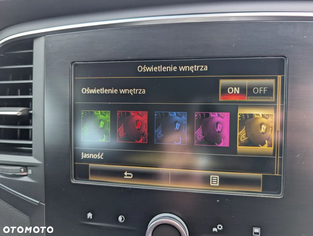 Renault Megane 1.2 Energy TCe Intens EDC - 6