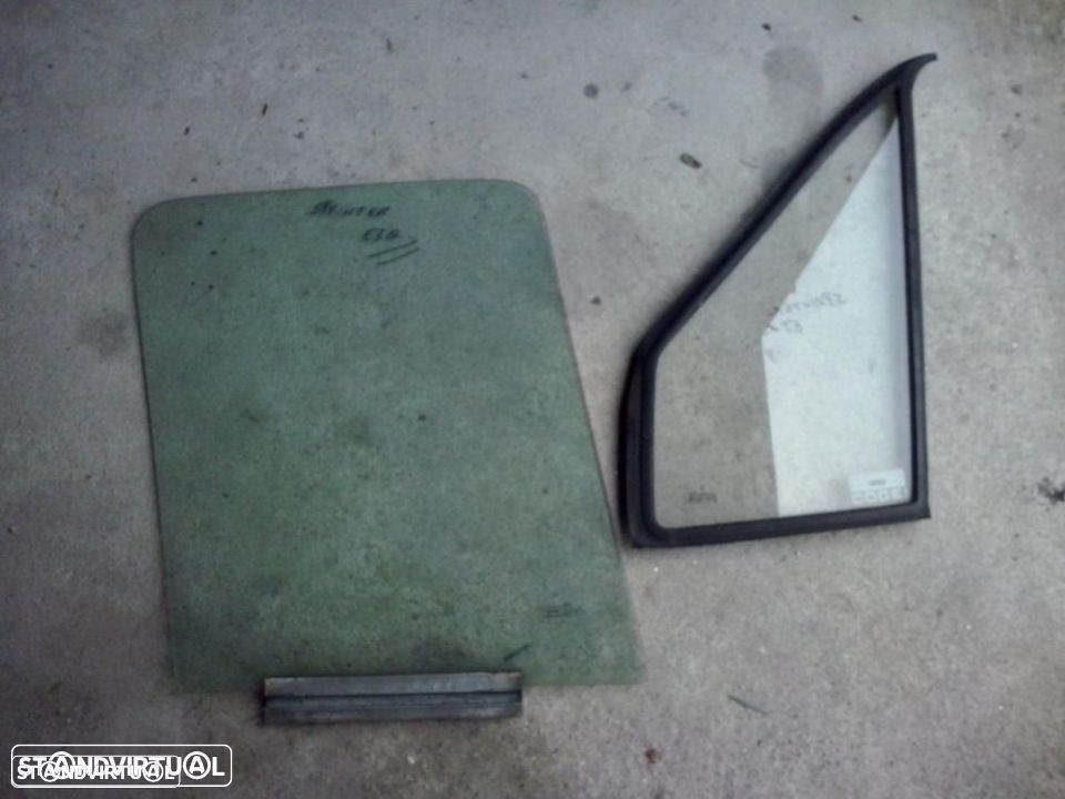 Vidros da porta esquerda Mercedes Sprinter W903 - 1