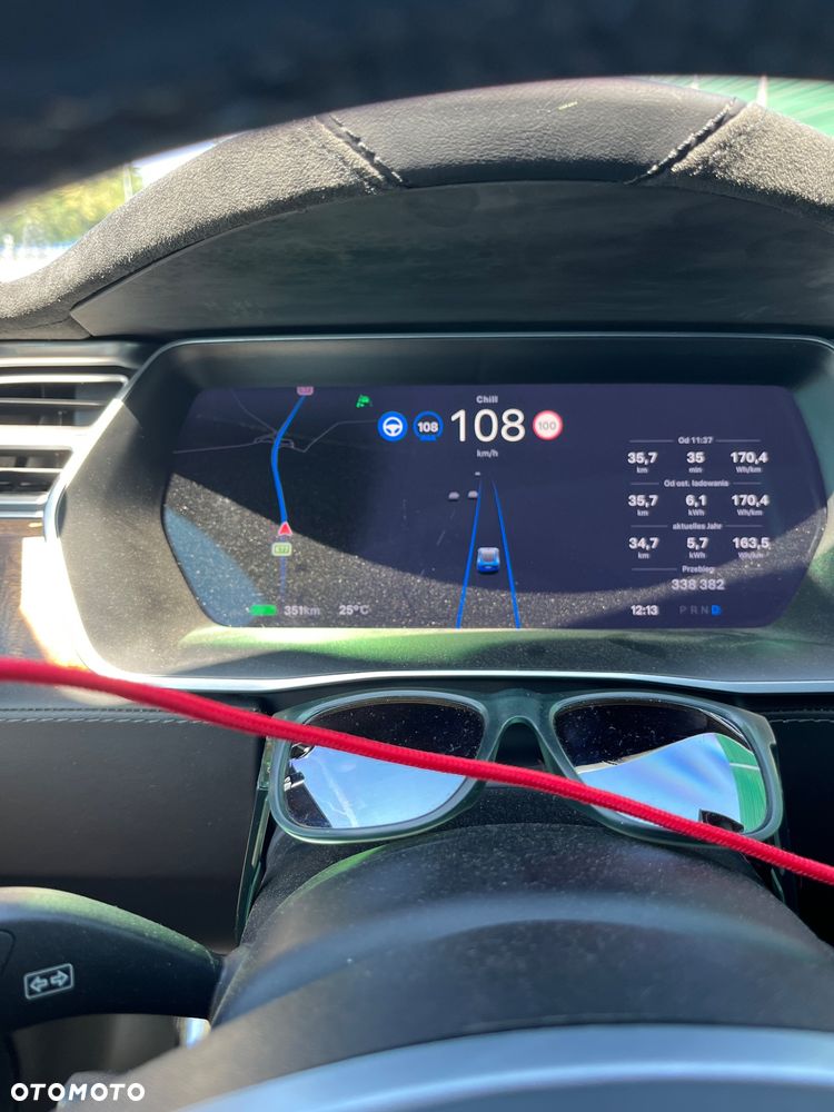 Tesla Model S Long Range Plus - 32