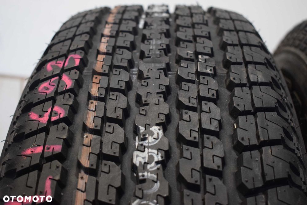 R18 255/70 Bridgestone Dueler H/T 840 - 2