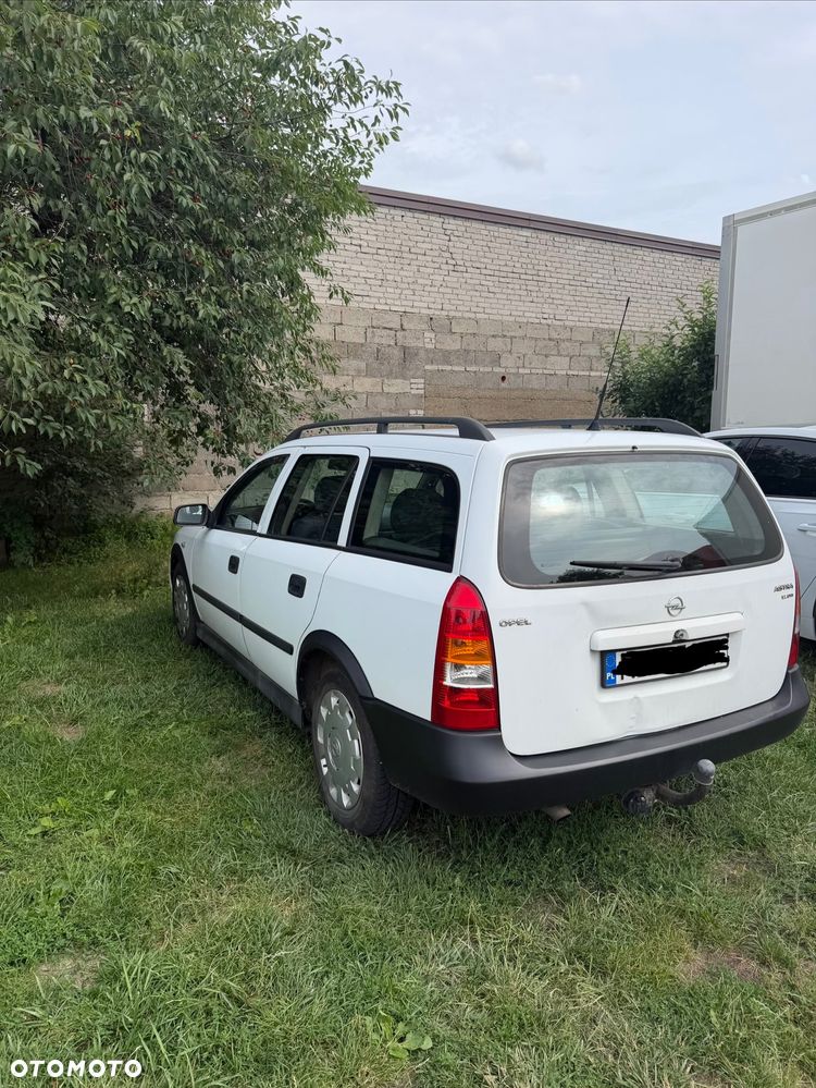 Opel Astra - 2