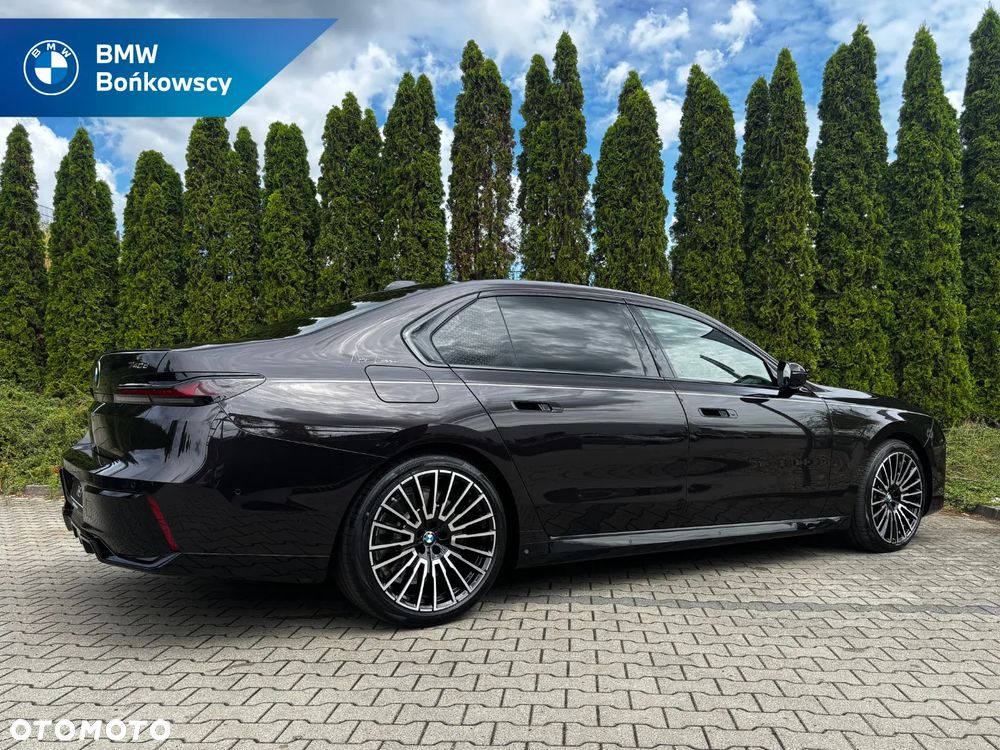 BMW Seria 7 740d xDrive mHEV Nero Lusso Edition sport - 4