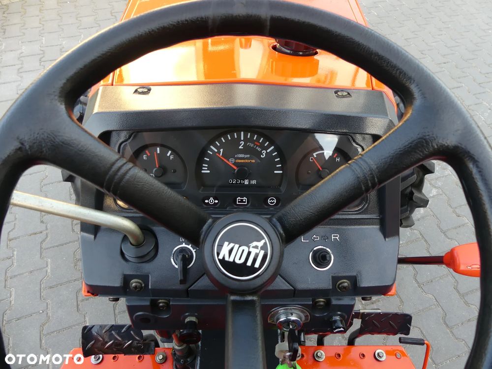 Kioti LK 30*30KM*4X4*NOWY Tylko 235mtg - 8