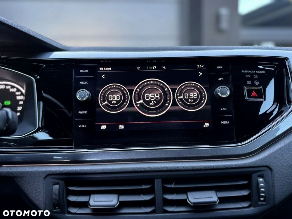 Volkswagen Polo - 22