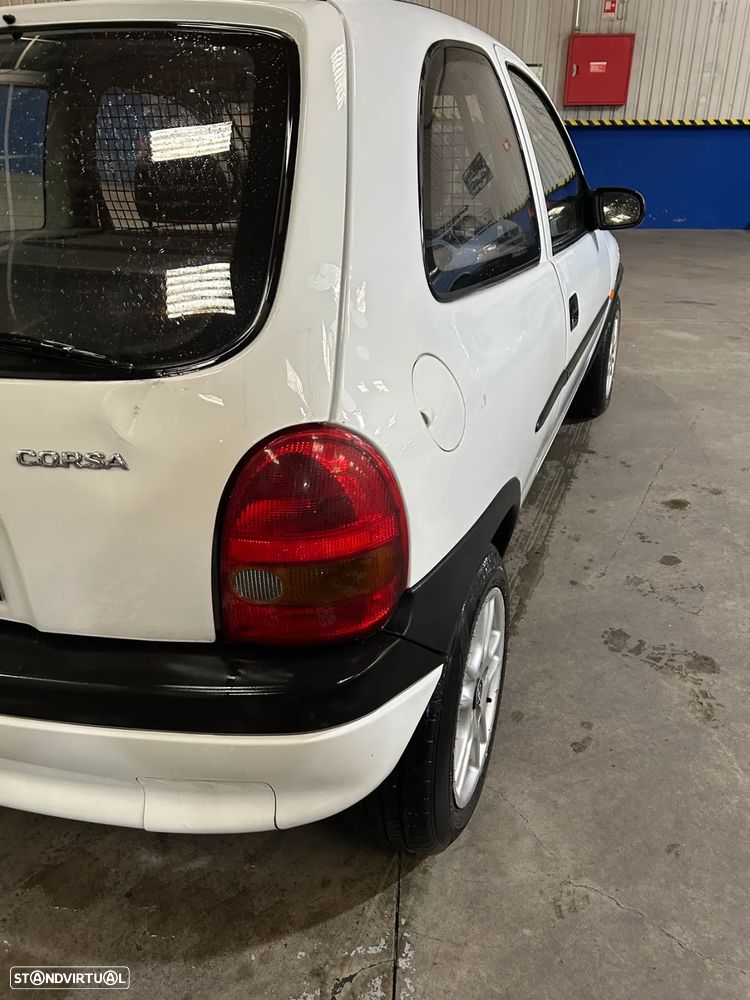 Opel Corsa 1.5 TD - 12