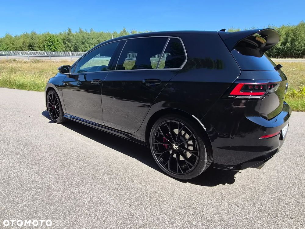 Volkswagen Golf - 5
