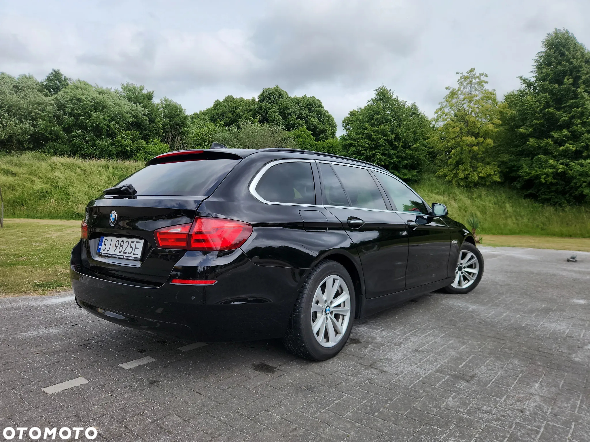 BMW Seria 5 520d Touring - 8