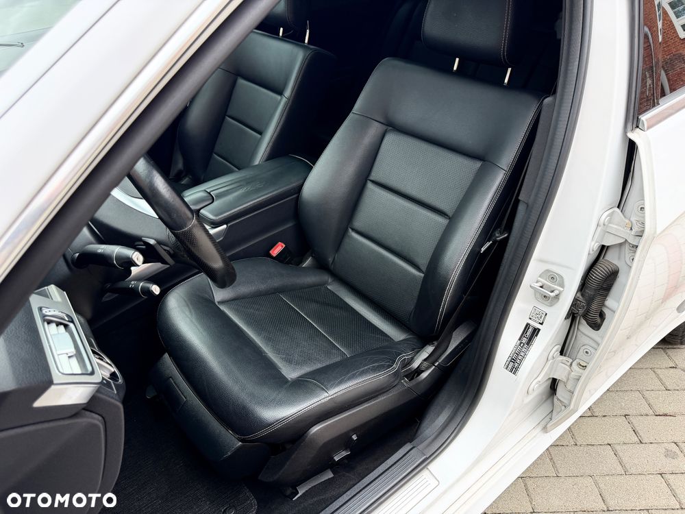 Mercedes-Benz Klasa E 220 BlueTEC 9G-TRONIC Avantgarde - 19