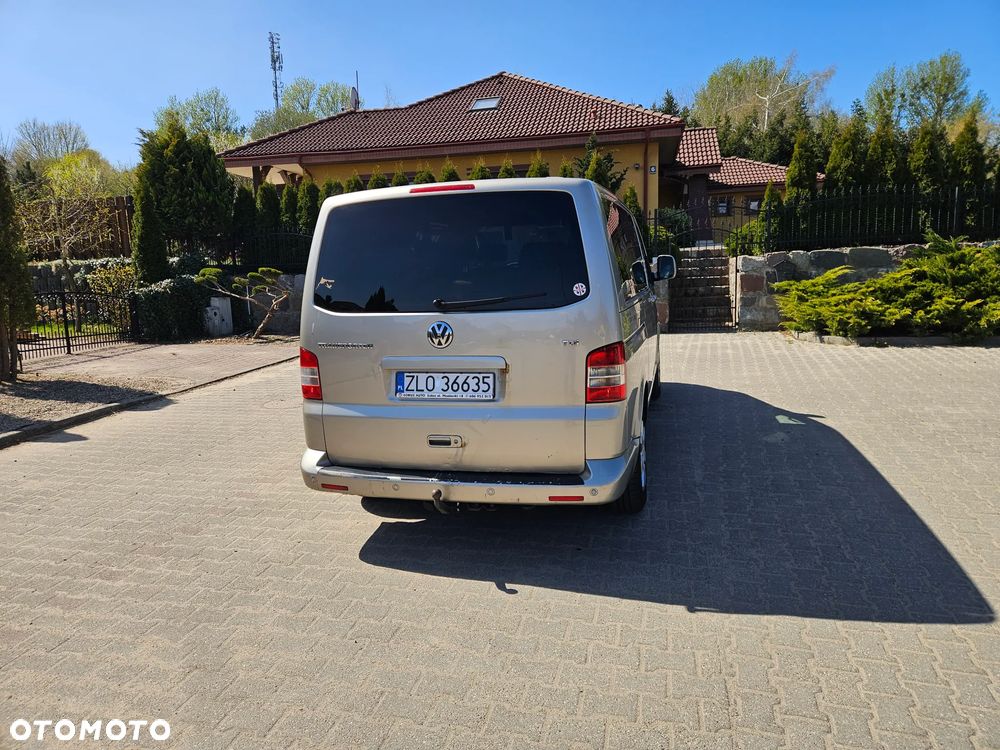 Volkswagen Multivan - 6