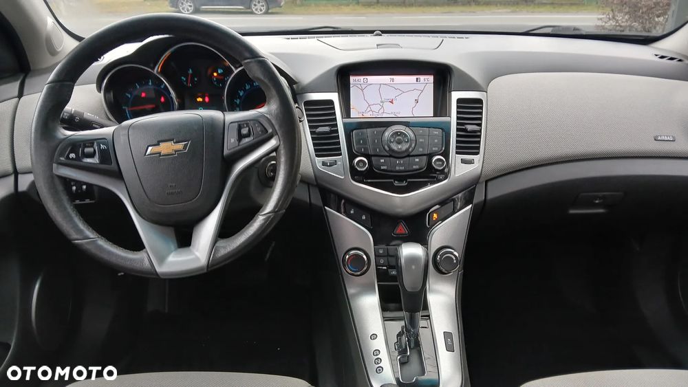 Chevrolet Cruze - 10