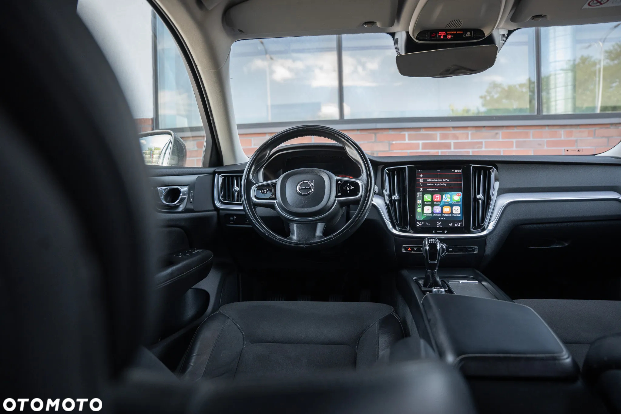 Volvo V60 D3 Momentum Pro - 25