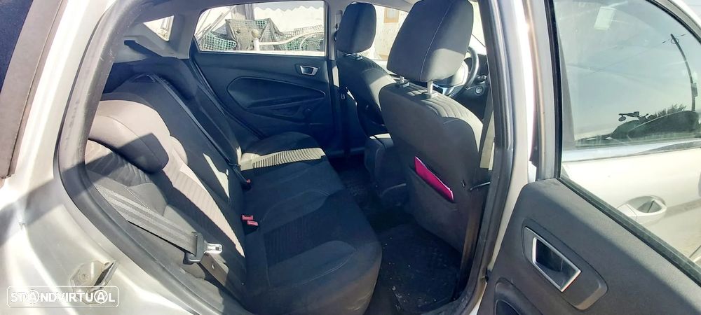 Ford Fiesta 1.0 Ti-VCT Titanium - 6