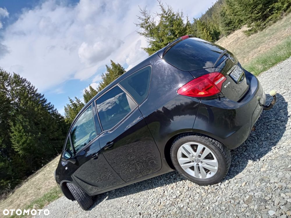 Opel Meriva - 10