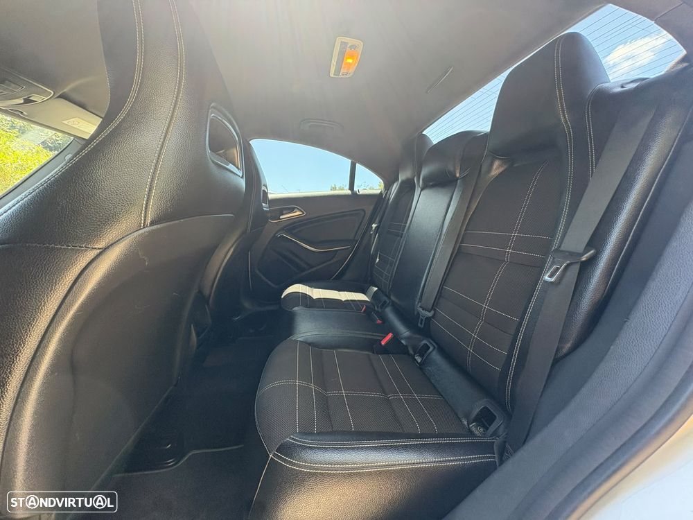 Mercedes-Benz CLA 200 - 31
