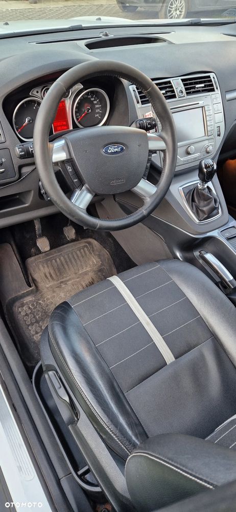 Ford Kuga 2.0 TDCi Titanium - 5