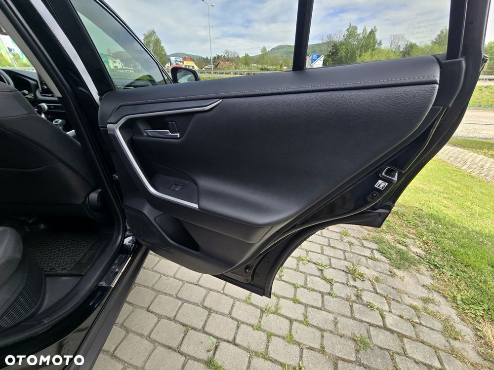 Toyota RAV4 - 32