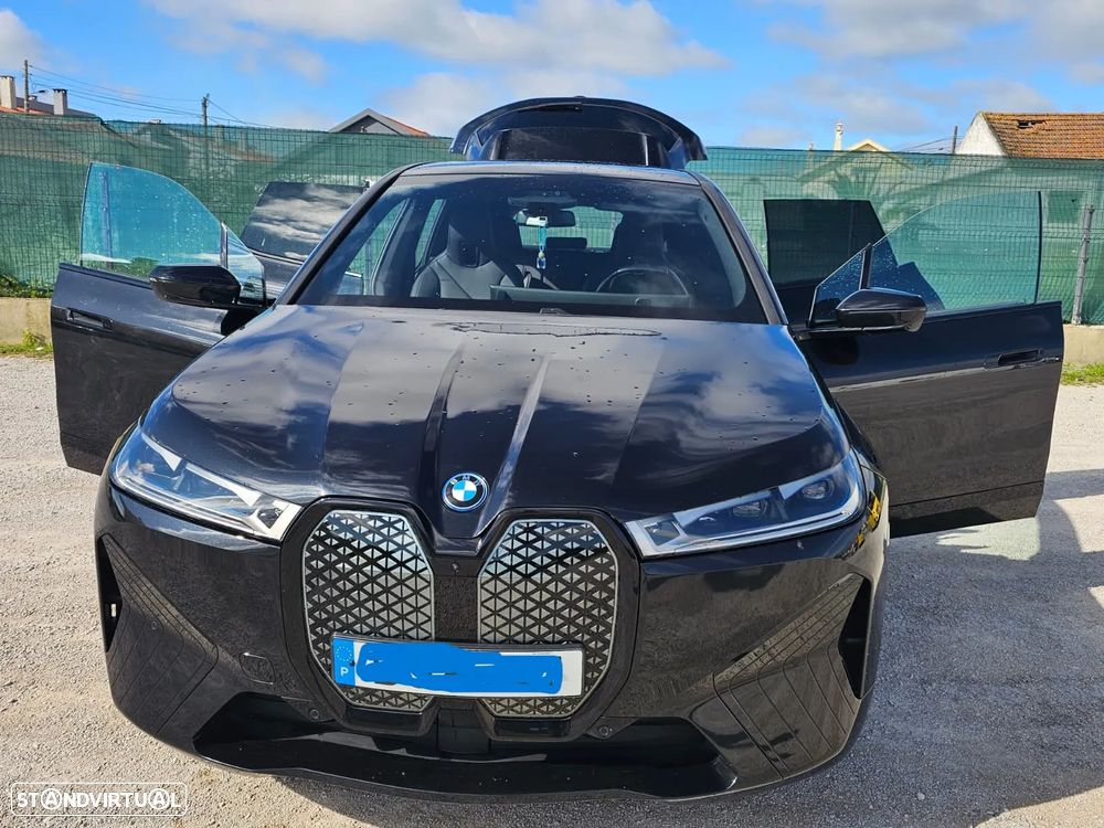 BMW iX xDrive40 - 2