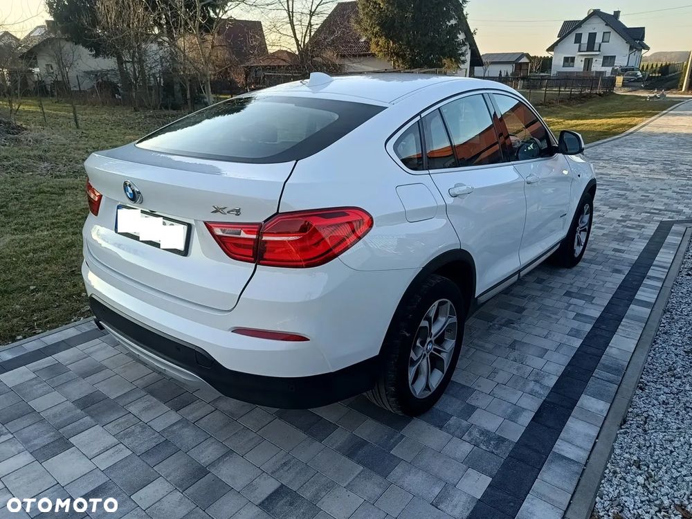 BMW X4 xDrive20i xLine - 4