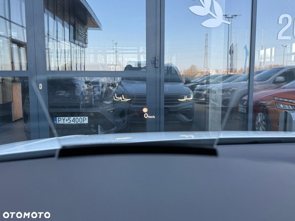 Volkswagen Tiguan Allspace - 22