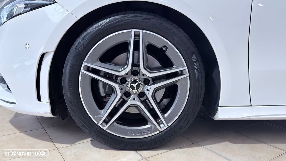 Mercedes-Benz A 200 AMG Line Aut. - 23