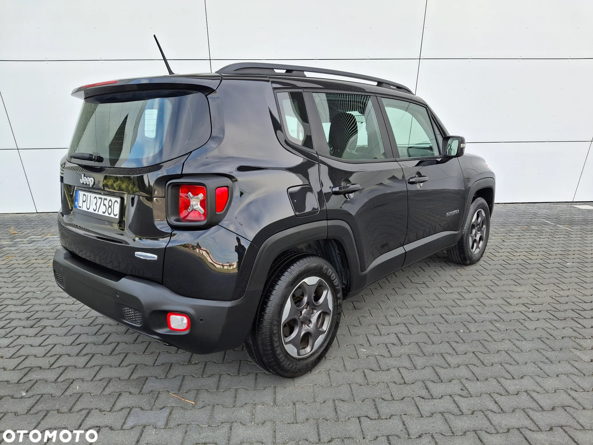 Jeep Renegade 1.4 MultiAir Longitude - 8