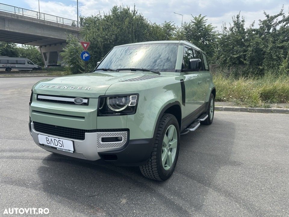 Land Rover Defender - 2