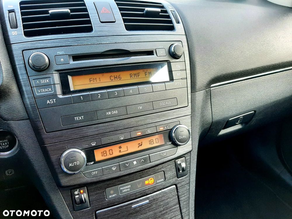 Toyota Avensis - 10