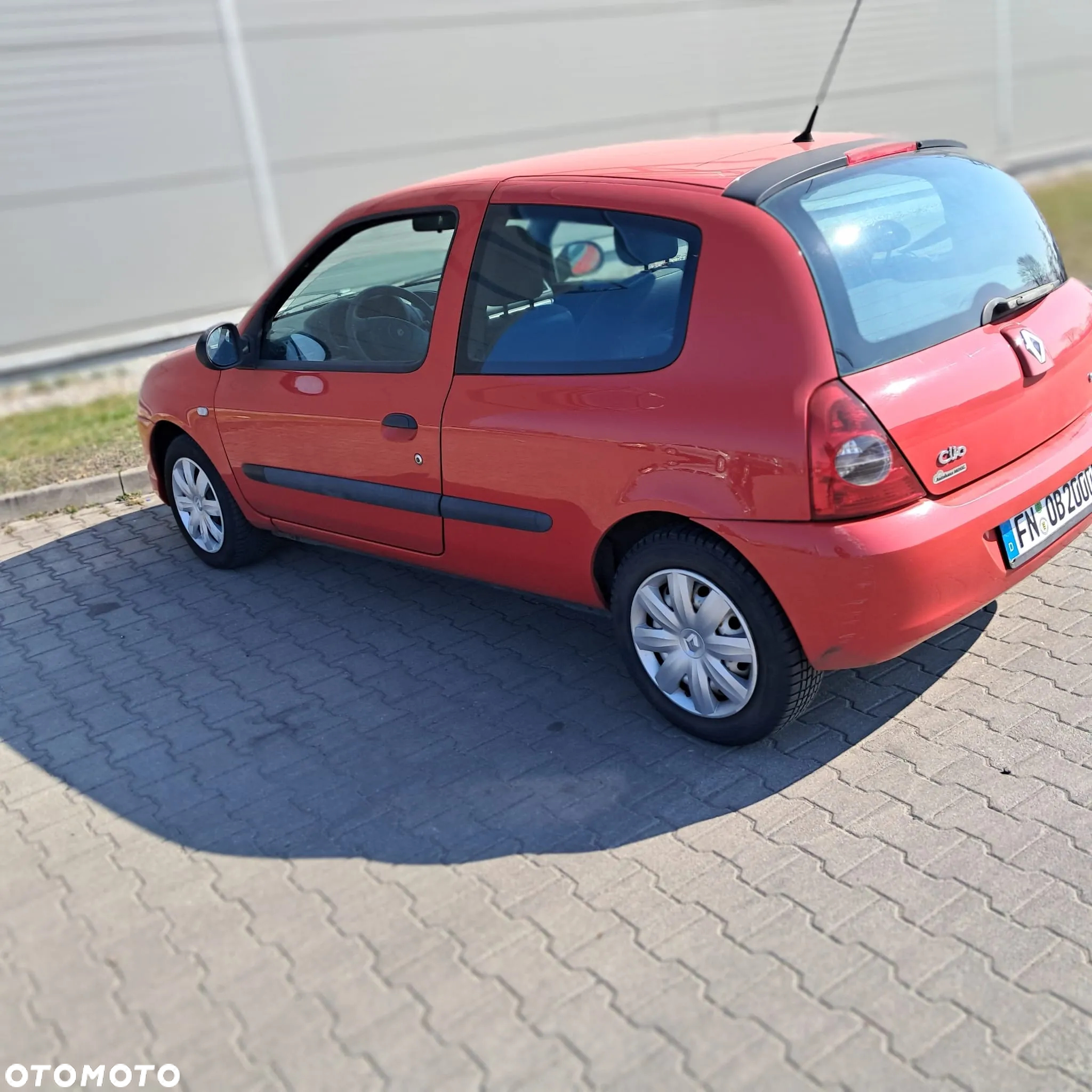 Renault Clio - 19