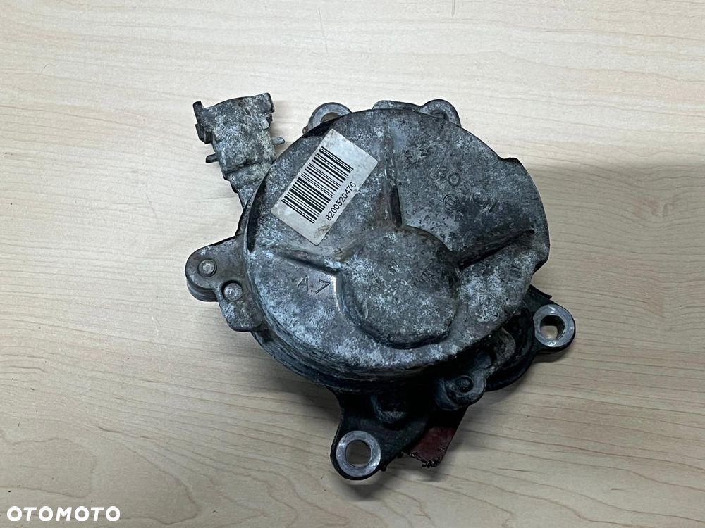 Pompa wakum 8200520476 M9R782 Opel Vivaro Renault Trafic 2.0 DCi 84kW 114PS - 1