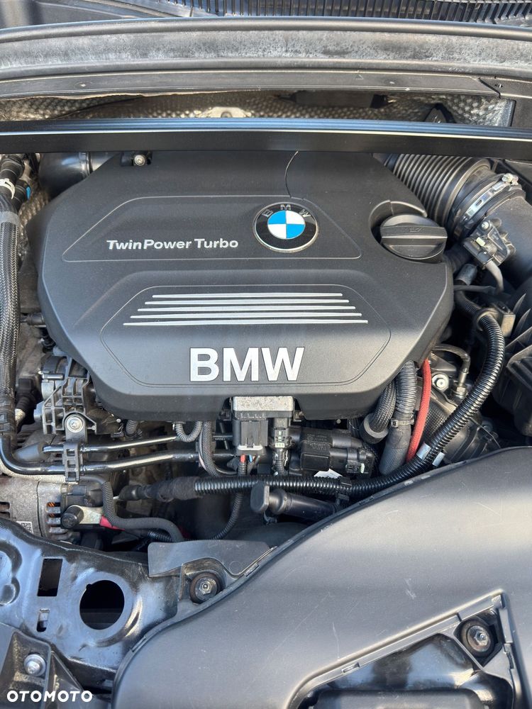 BMW X1 sDrive18d - 26