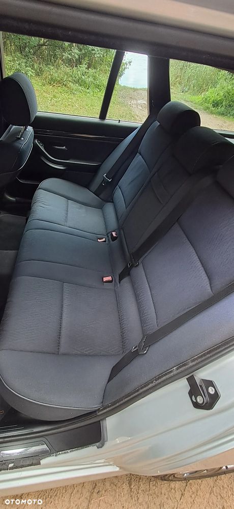 BMW Seria 5 - 12