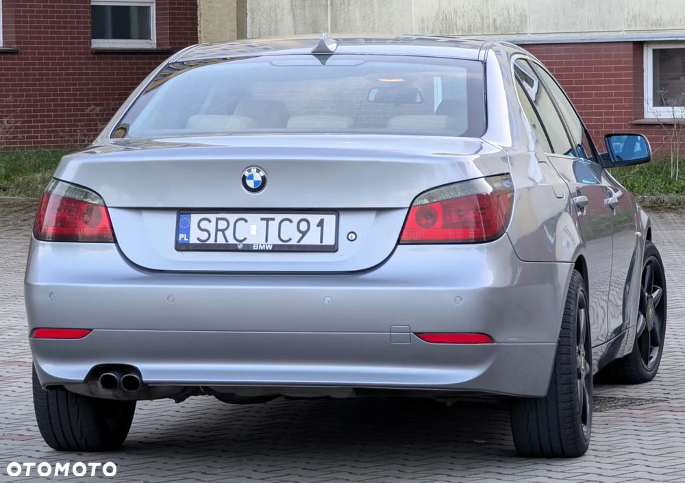 BMW Seria 5 520i Touring Edition Sport - 18