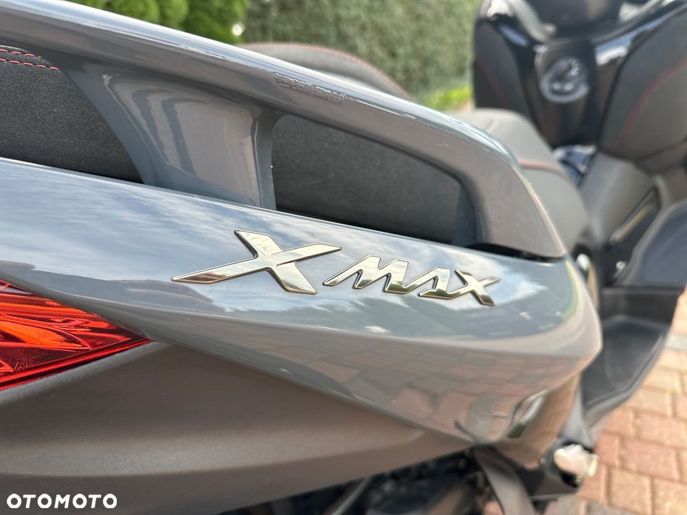 Yamaha X-max - 16