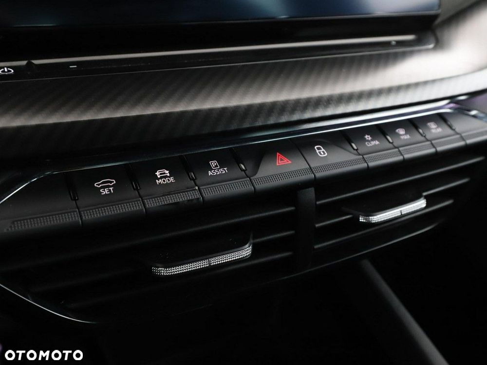 Skoda Octavia 2.0 TDI DSG RS - 27