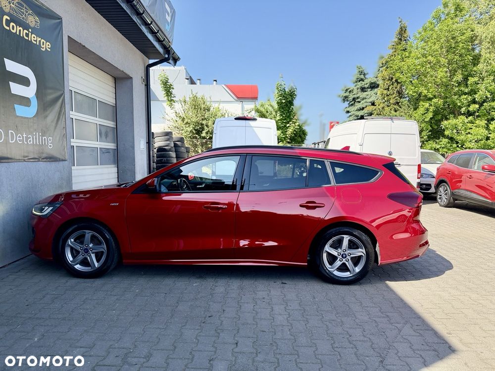 Ford Focus 1.0 EcoBoost Hybrid ST-LINE - 11