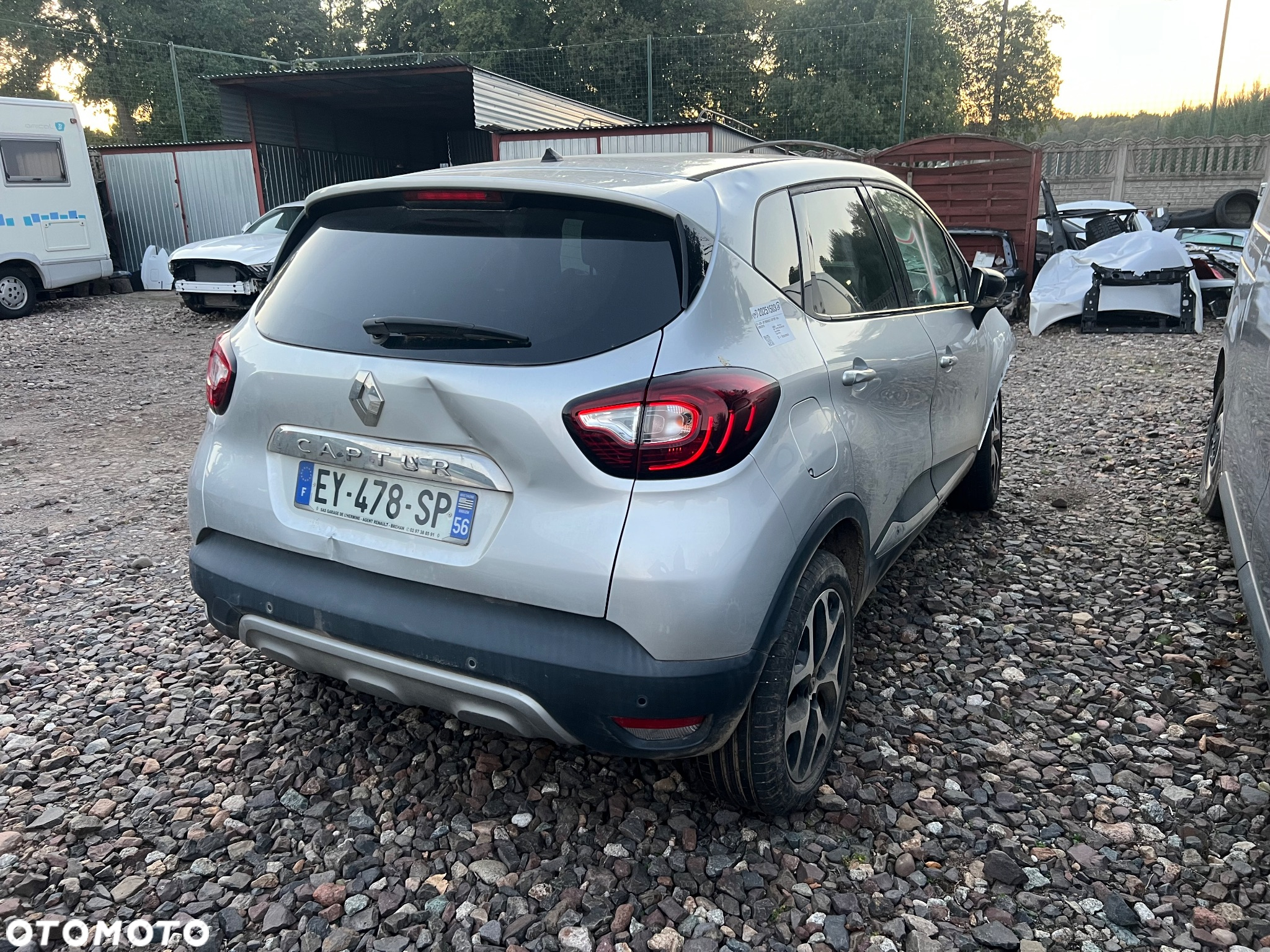 Renault Captur 1.5 dCi Intens - 3