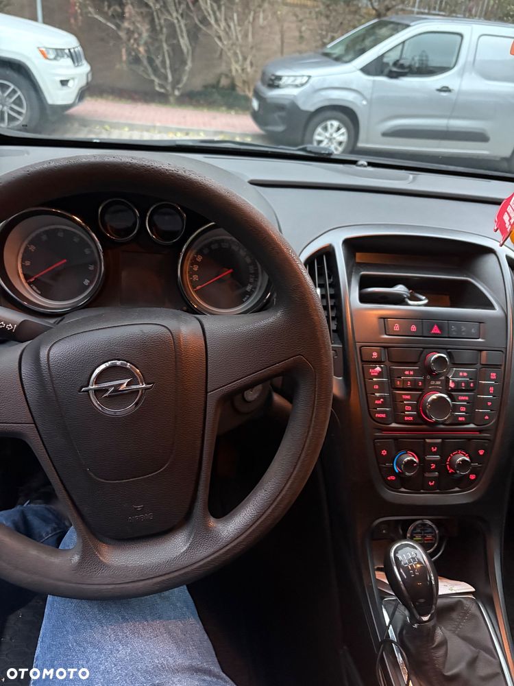 Opel Astra 1.6 - 8