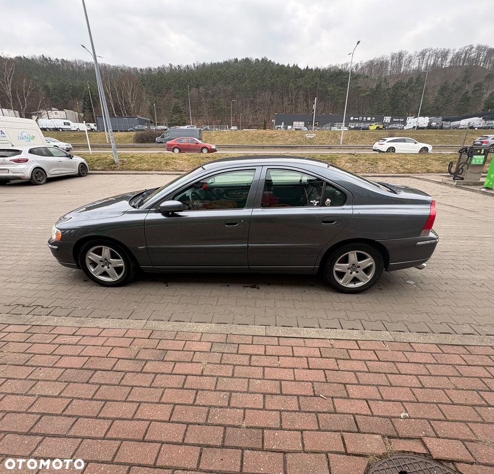 Volvo S60 2.5T Rubin - 5
