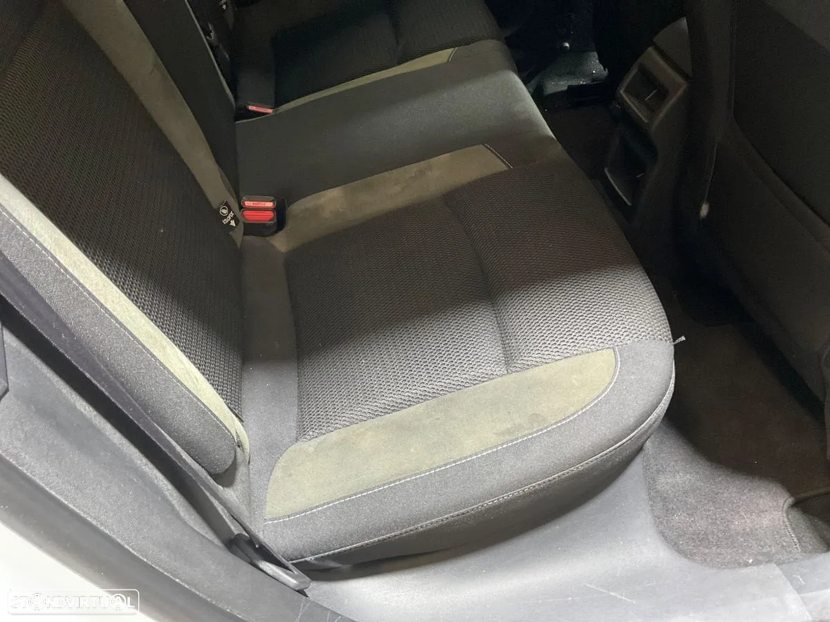 Citroën C4 1.2 PureTech Feel - 10