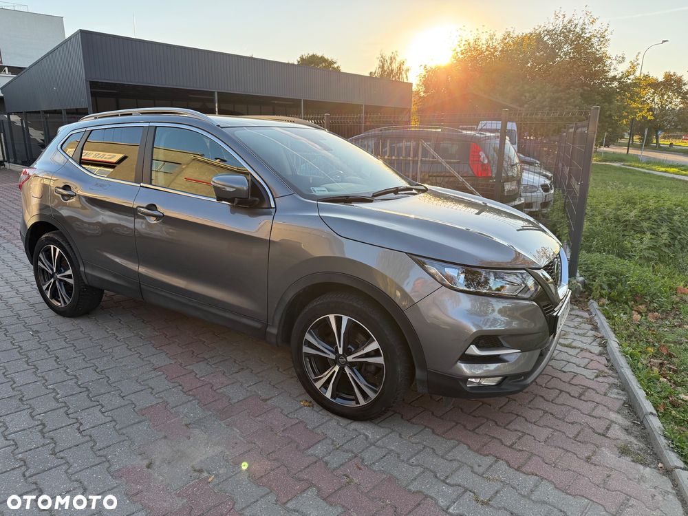 Nissan Qashqai - 2