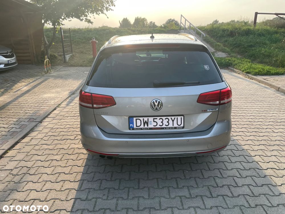 Volkswagen Passat 1.8 TSI BMT Comfortline - 8