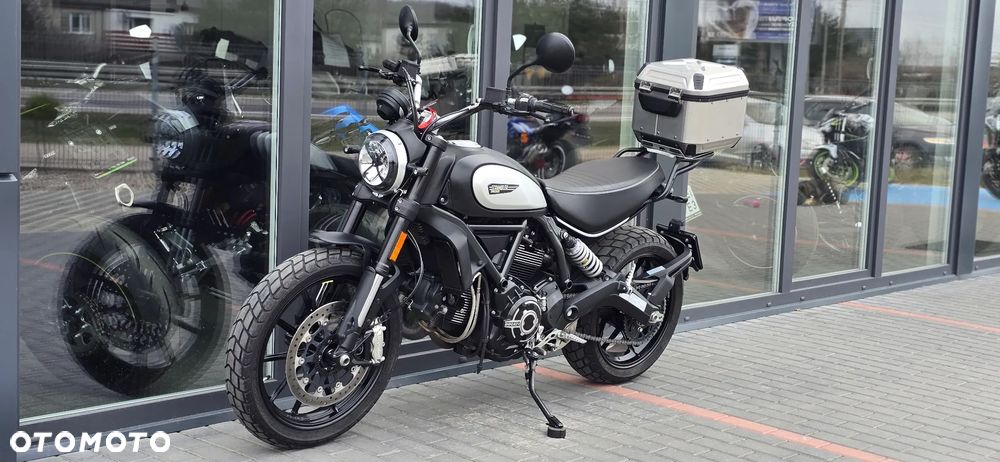 Ducati Scrambler - 27