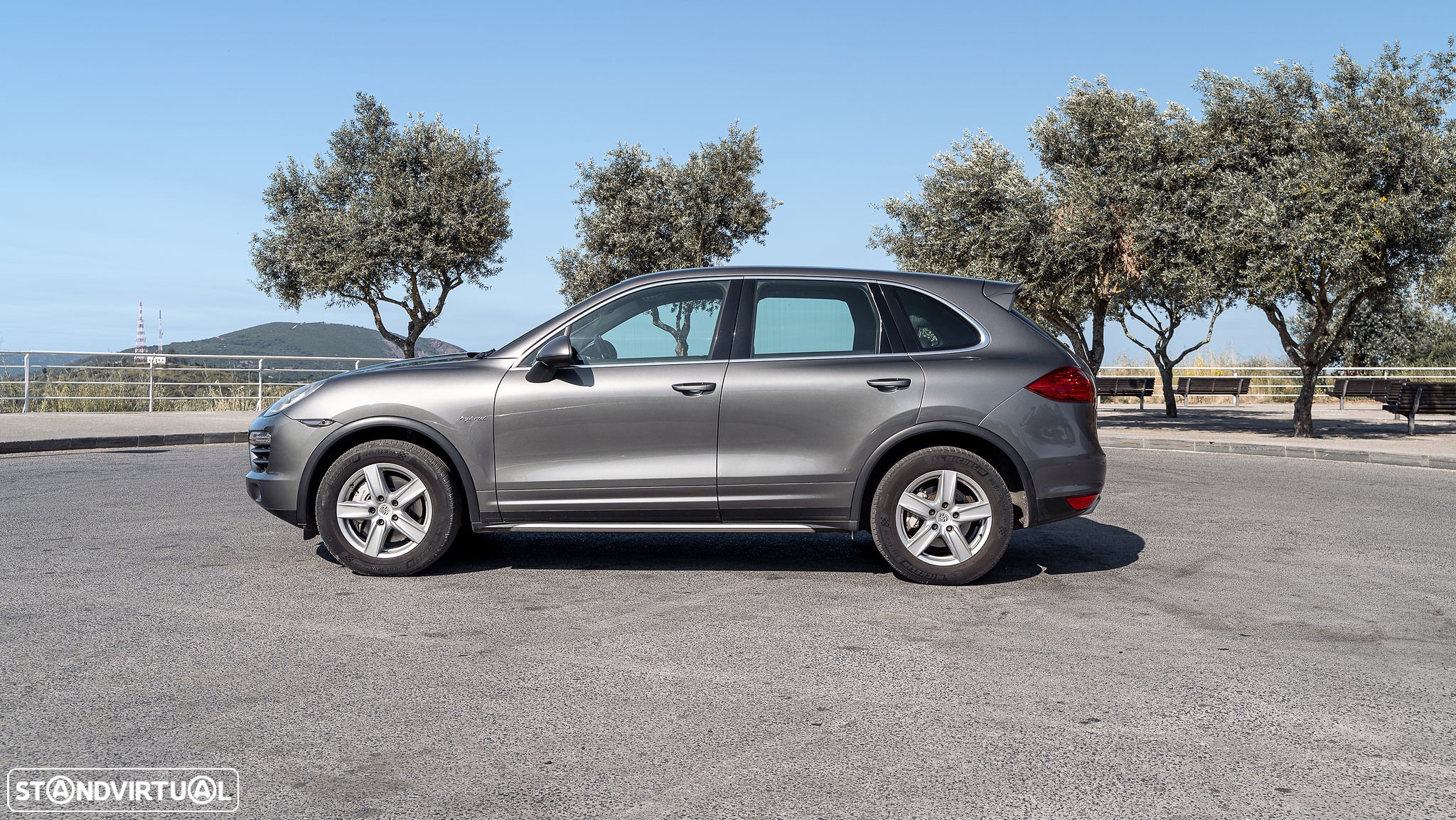 Porsche Cayenne S Hybrid - 2