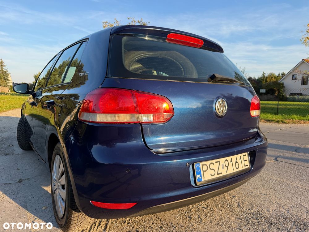 Volkswagen Golf 1.6 Comfortline - 10