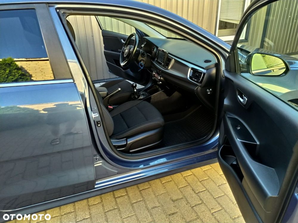 Kia Rio 1.2 Business Line Plus - 22