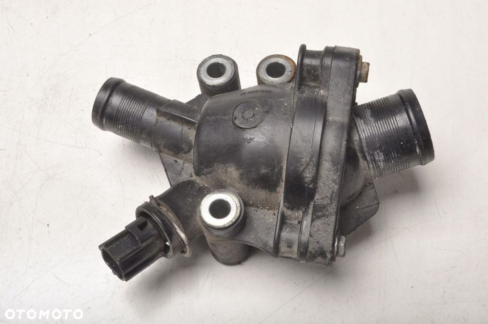 VOLVO S40 V50 2.4 20V OBUDOWA TERMOSTATU 30650810 - 1