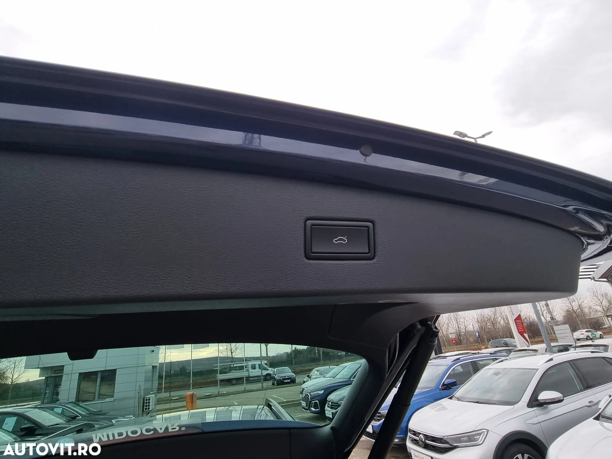 Volkswagen Tiguan 2.0 TDI 4Mot DSG Comfortline - 9