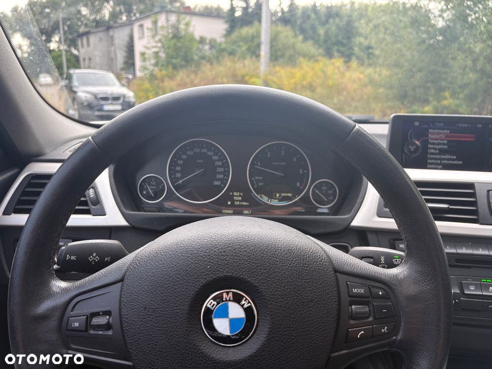 BMW Seria 3 320d Efficient Dynamics Sport Line shadow - 7